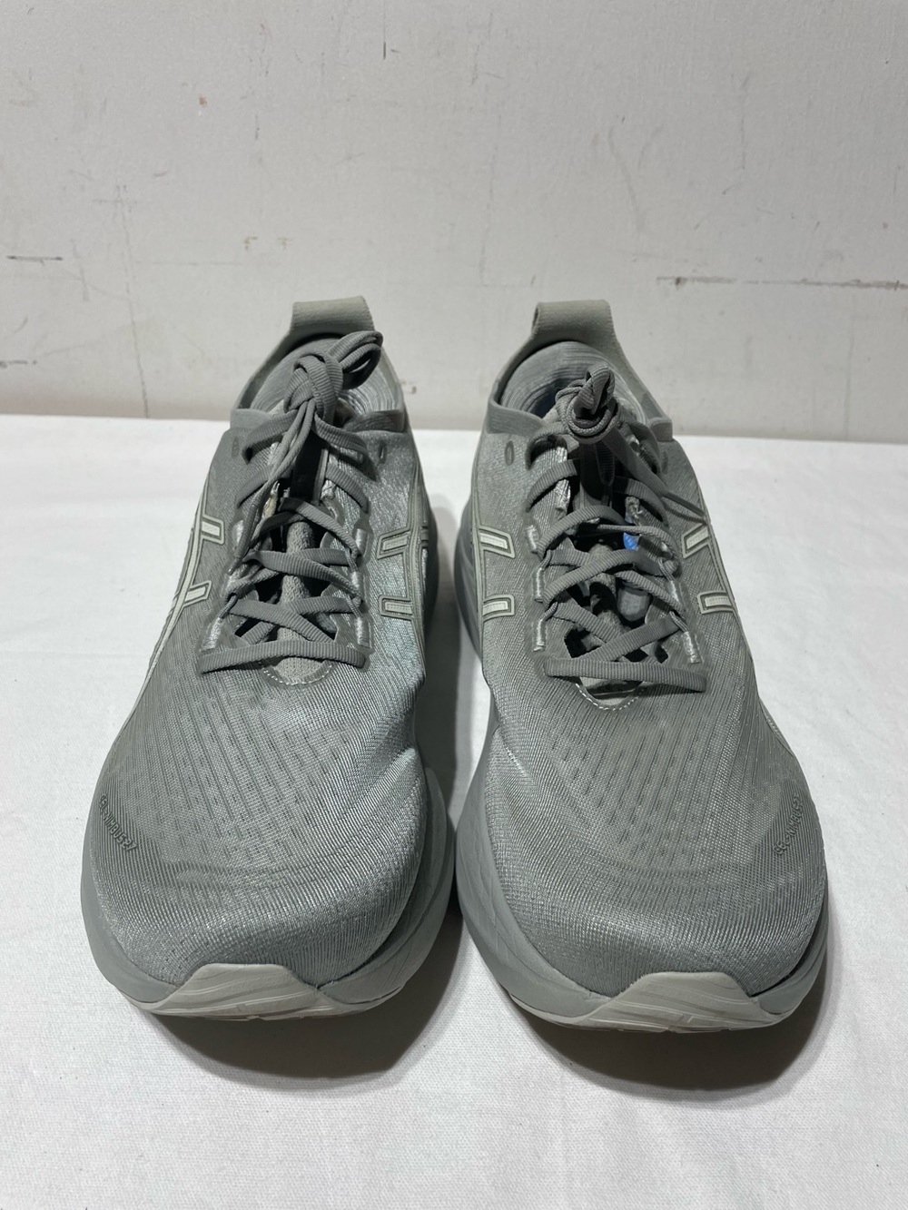 ASICS Gel Nimbus 27 Running Shoes Men’s 13 Seal Gray 1011B958 Road Runner - Picture 2 of 15